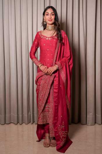 Esha Koul Embroidered Chanderi Straight Kurta Set with Churidar and Dupatta 