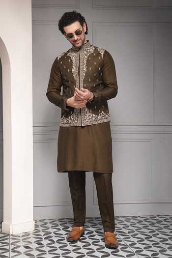 Soniya G Zameen-e-Noor Embroidered Bundi Set 