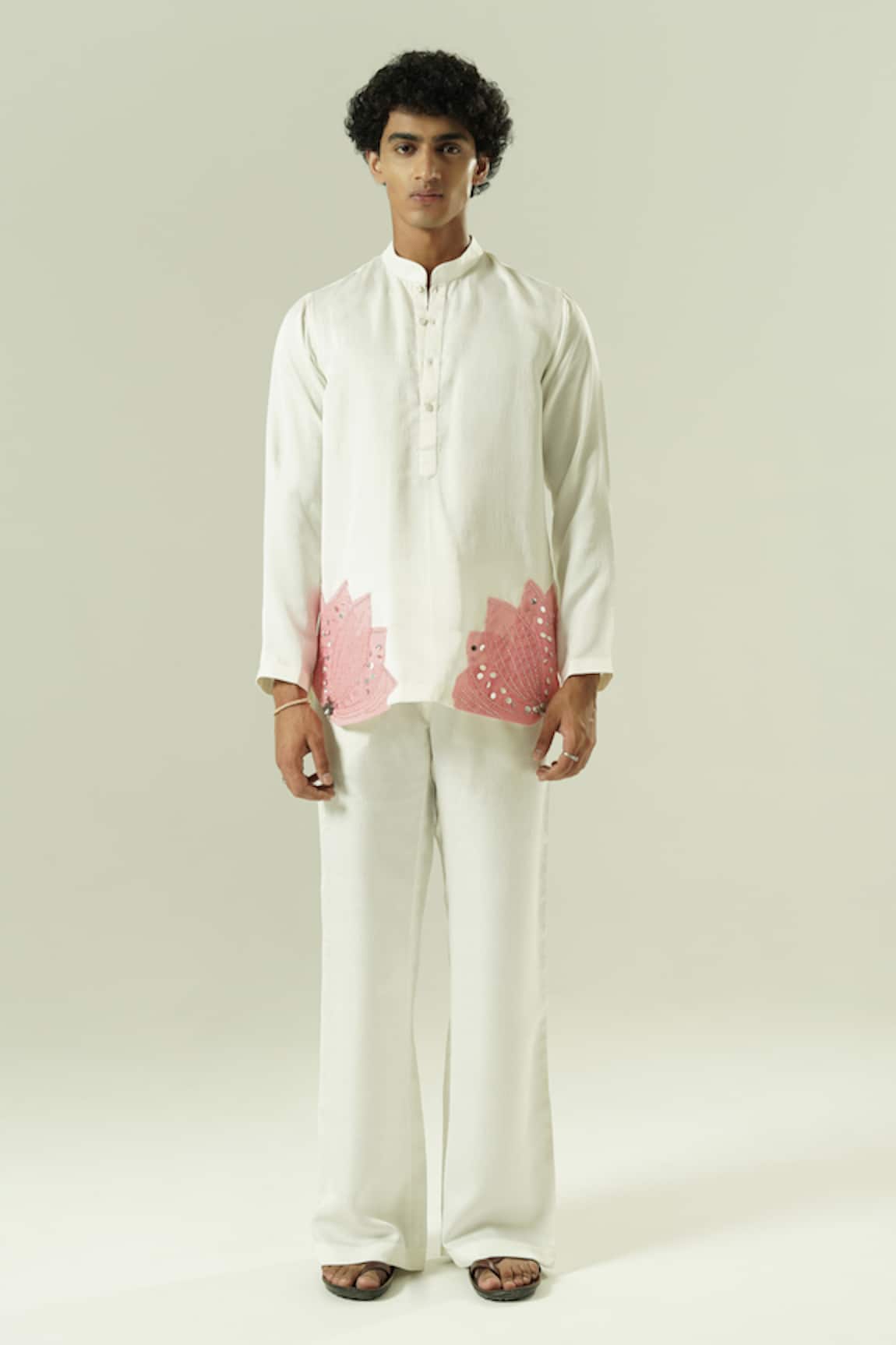 Shwetanga Nysa Silk Kurta & Pant Set 