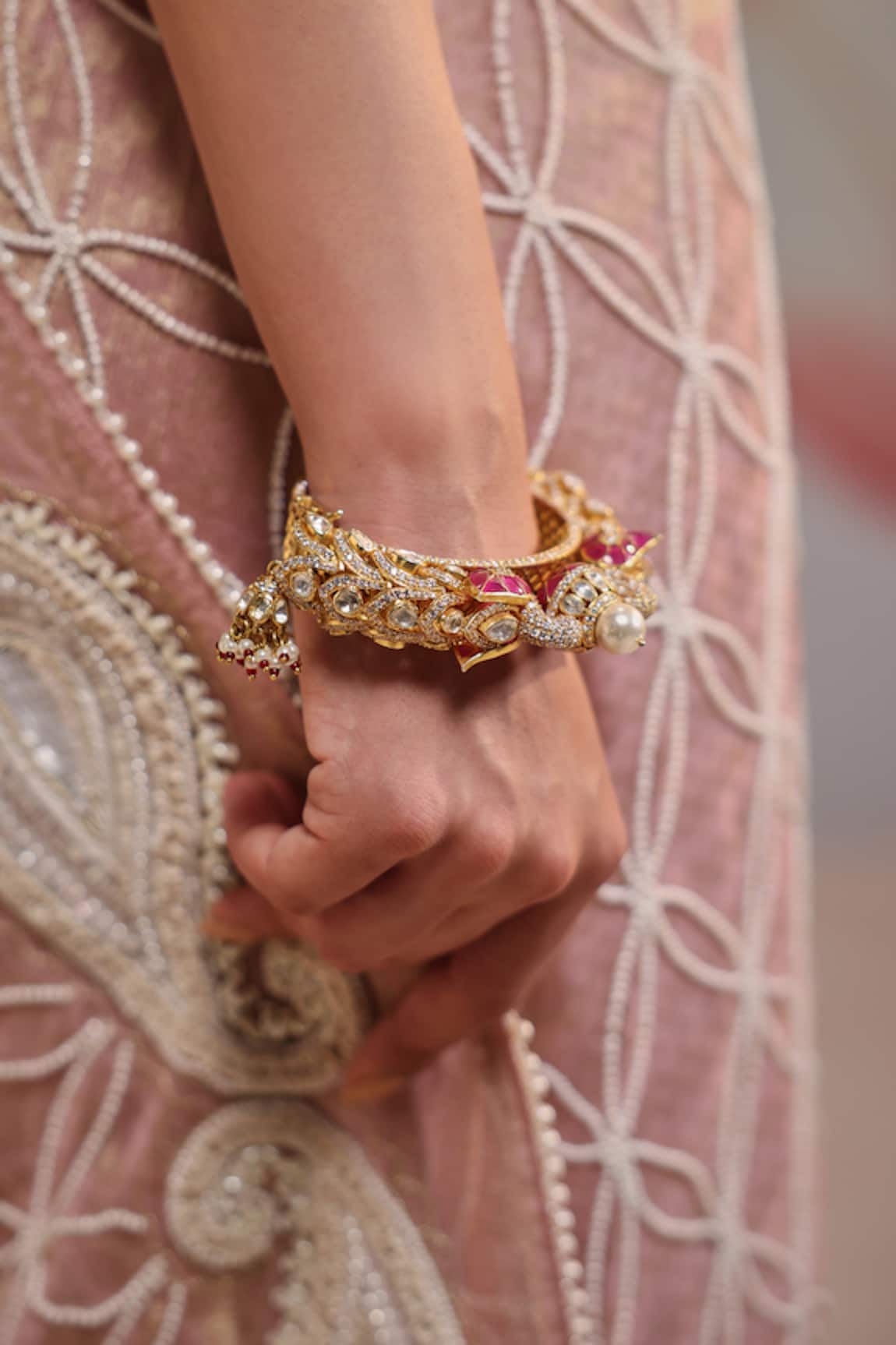 Kaari Mayur Carved Kada 