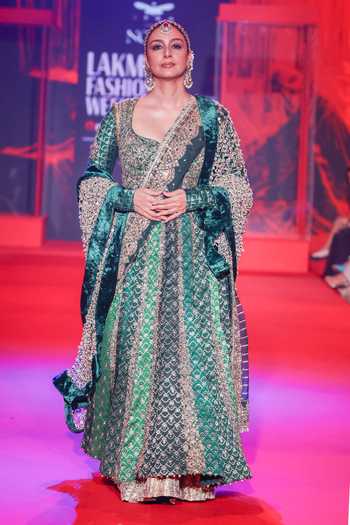 Itrh Vaidurya Mirror Work Anarkali Set With Jaal Dupatta 