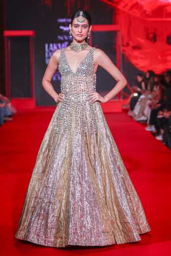 Itrh Kanaktara Lampi Lehenga With Blouse 