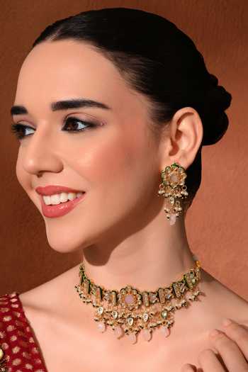 ChhavI'S Jewels Kundan Studded Choker & Earrings Set 