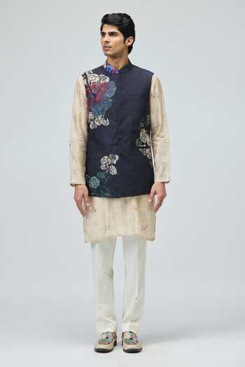 Varun Bahl Embroidered Bundi & Kurta Set 
