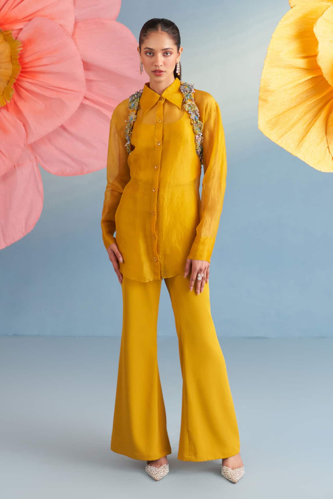 Parul And Preyanka Daisy Embroidered Bolero Pant Set 