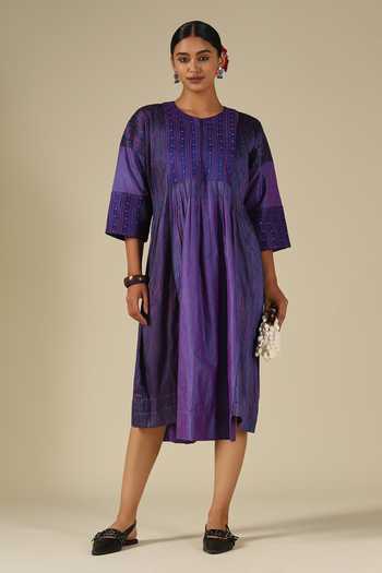 LATHA PUTTANNA Thread Embroidered Midi Dress 