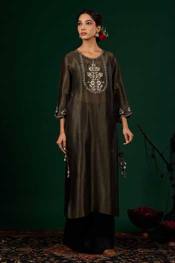 Omana By Ranjana Bothra Ruhani Tissue Kurta & Trouser Set 