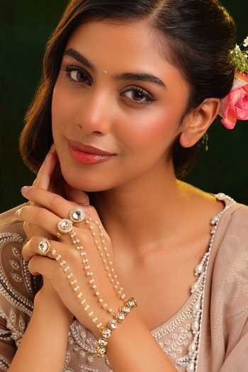Ruby Raang Kundan Pearl Embellished Haathphool - Single Pc 