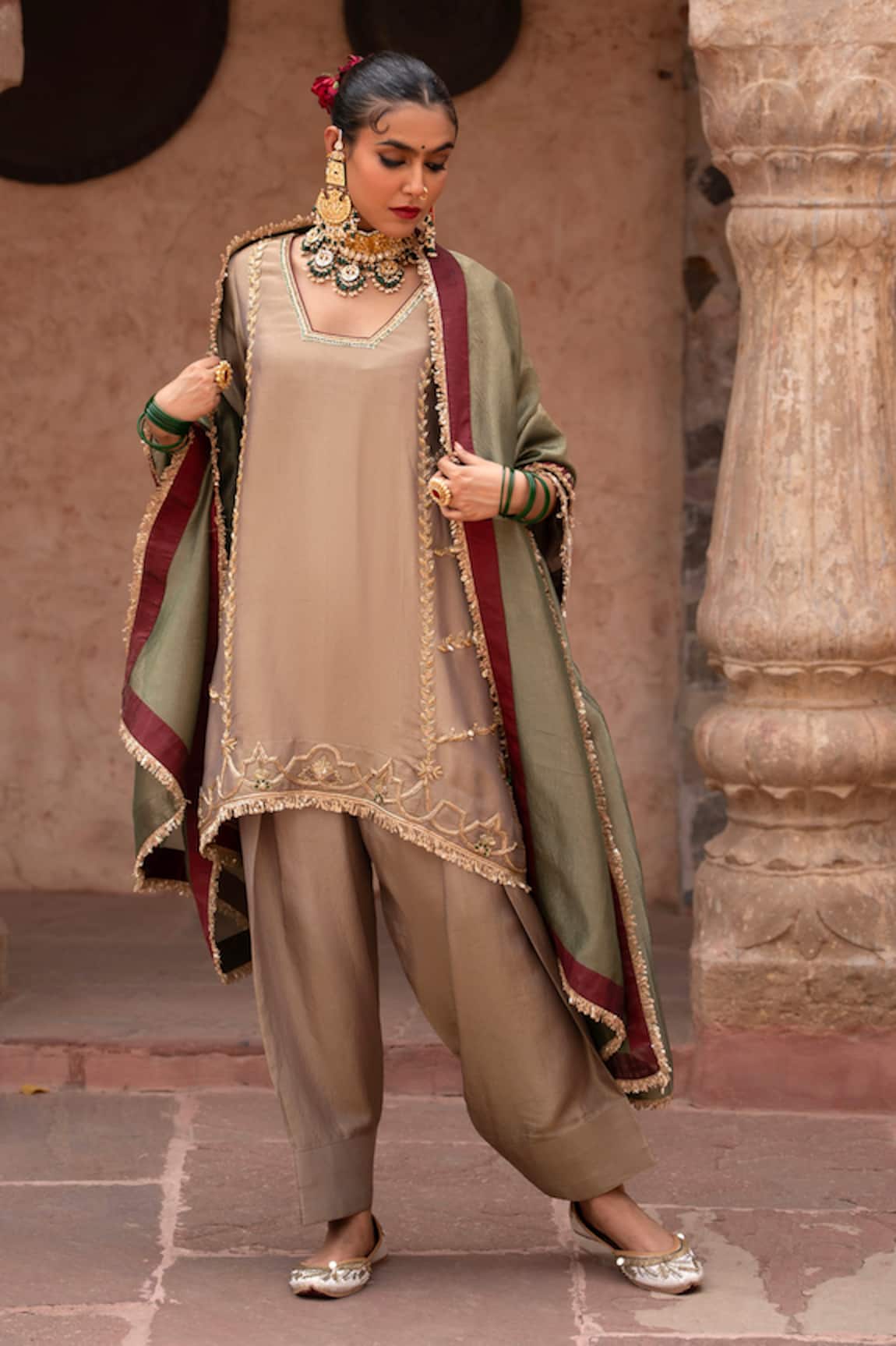 Nikunj By NIIDHI BAJAJ Noor Hand Work Kaftan Salwar Set