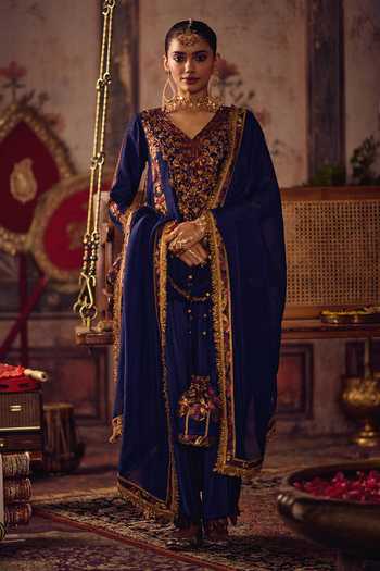 Reeti Arneja Neeli Raj Dupatta