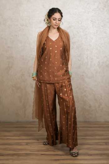 Gulabo Jaipur Noya Handwork Motif Kurta Set