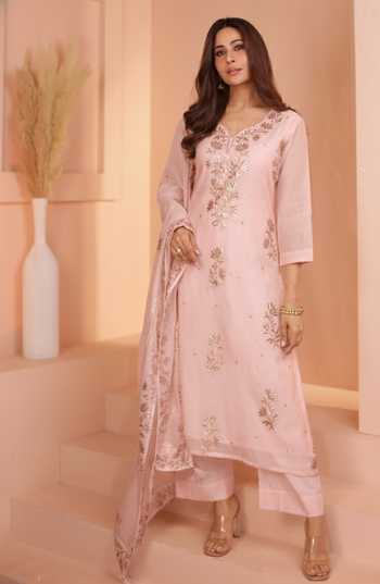 Karaj Jaipur Baby Pink Mul Chanderi Kurta Set 