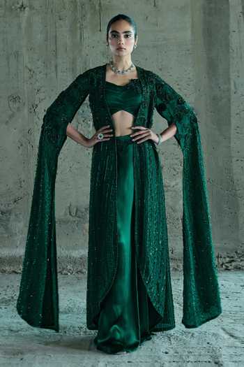 Istya Embellished Jacket Skirt Set 