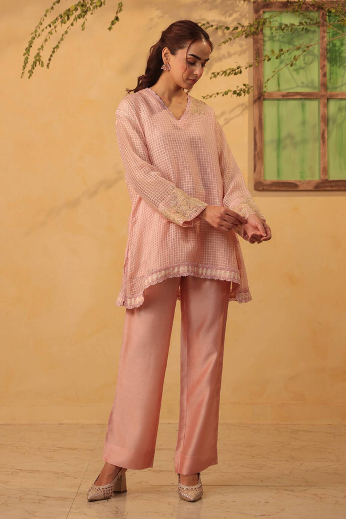 Label Niti Bothra Applique Embroidered Kurta & Pant Set 