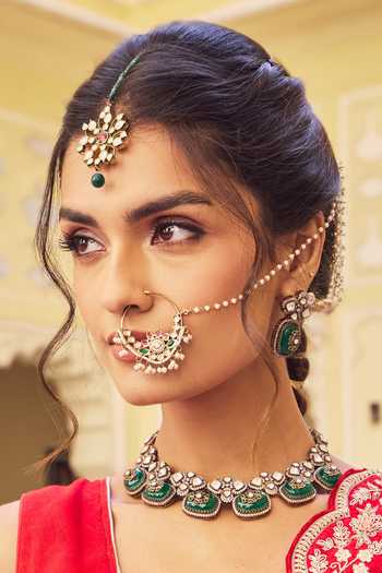 Amaara Jewels Moonlit Bloom Emerald And Ruby Maang Tikka 