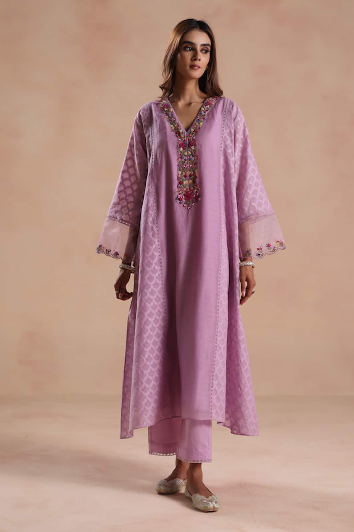 Begum Rua Jacquard Pattern Kurta Set