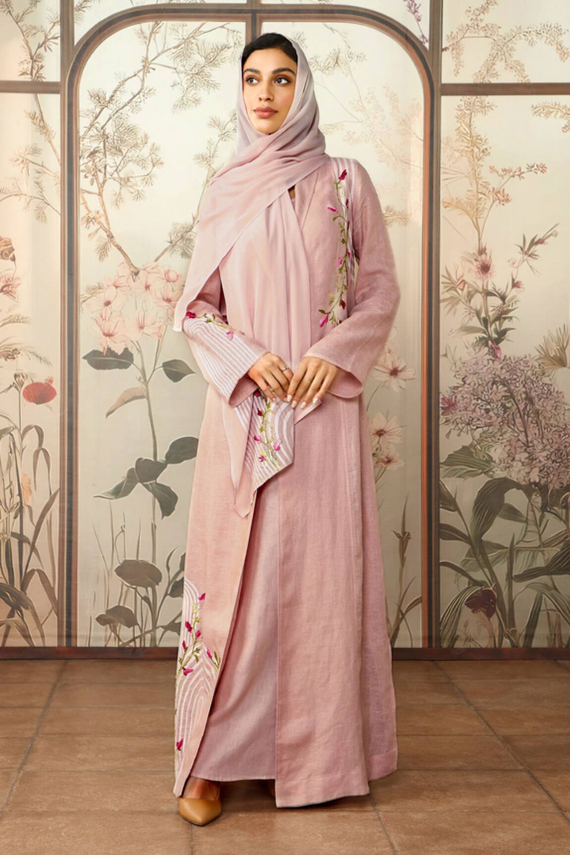 Kaveri Arch Maze Linen Abaya With Dress 