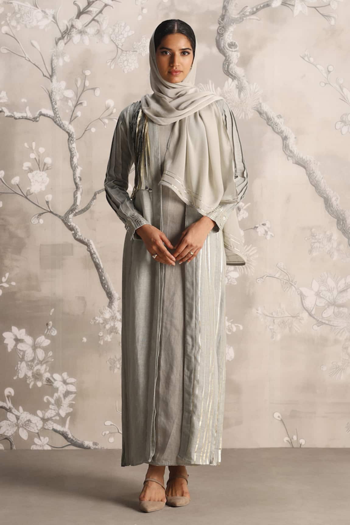 Kaveri Pleated Linen Abaya & Dress Set 