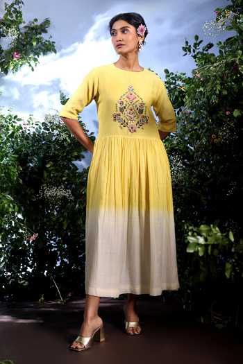 Taisha Embroidered Midi Dress 