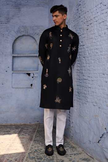 Agraj Jain Marine Life Embroidered Kurta Set 