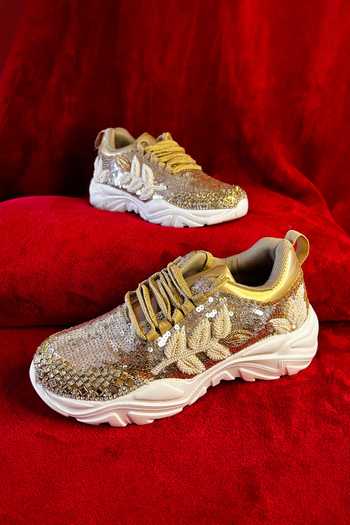 Chal Jooti Madhumalti Embroidered Sneakers 