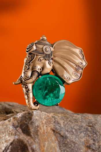 Cosa Nostraa Emerald Gajraj Brooch