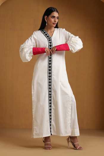 Wazir C Kashmiri Aari Embroidered Kurta & Pant Set 