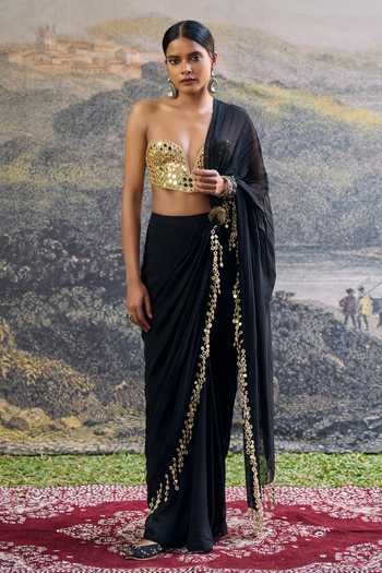 Itrh Shyama Mirror Pre-Draped Saree Set 