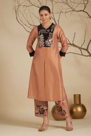 Origani Straight Chanderi Silk Kurta & Pant Set 