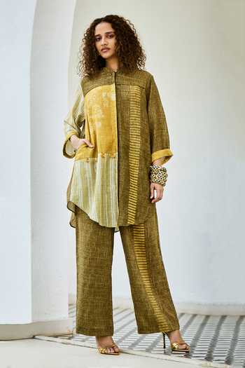 Basil Leaf Printed Linen Kurta & Pant Set 