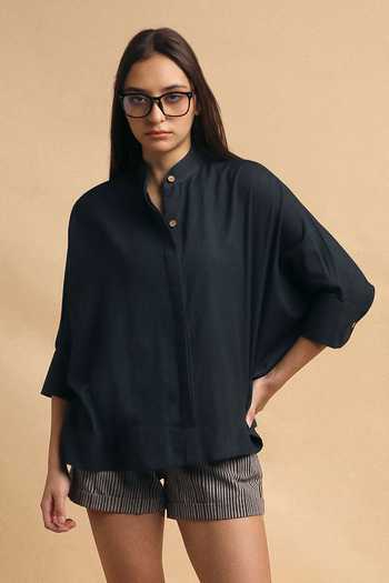 MATI Oversized Ret Shirt & Striped Shorts Set