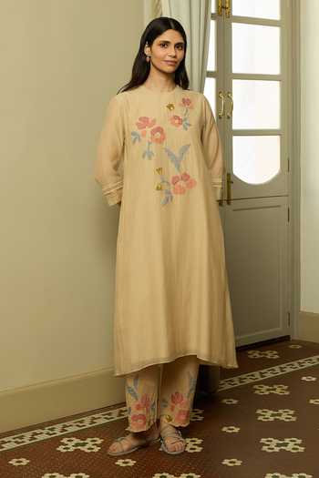 Vaayu Sand Applique Kurta & Pant Set 