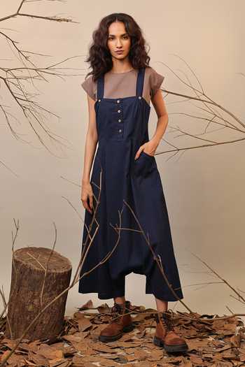 MATI Solid Flared Dungaree With Crop Top 
