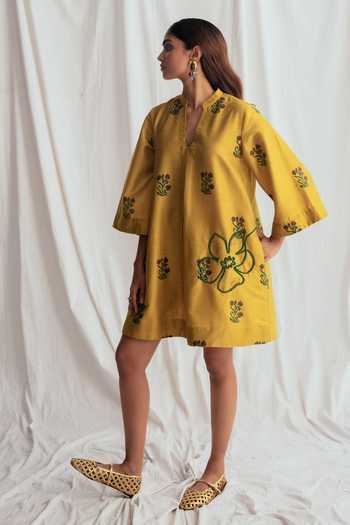 Jodi Nimbu Floral Pattern Kala Cotton Shift Dress