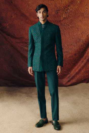 Amaare Samyak Gota Patti Embroidered Bandhgala Set