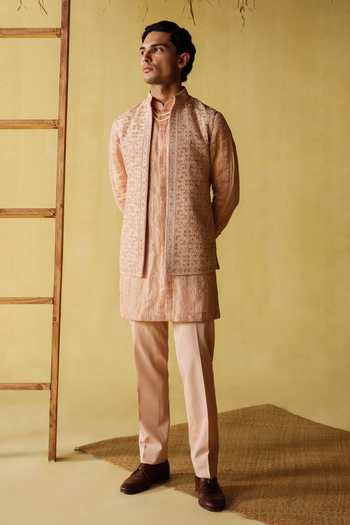 Amaare Kirpa Embroidered Bundi & Kurta Set