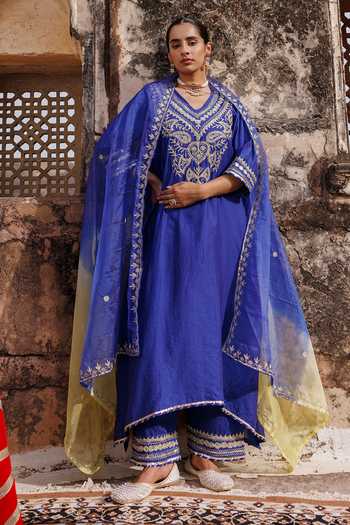 Bannhi By Priyanka Rathore Chanderi Yoke Embroidered Kurta Set 