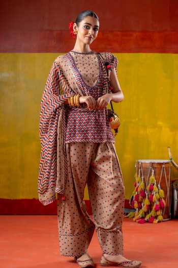 BAISE GABA Jhanjhar Scallop Print Kurta Set
