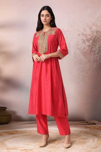 Jhambthreads Embroidered Straight Kurta Set 