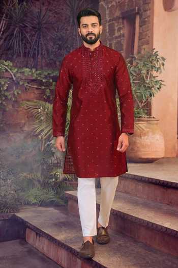 Jhambthreads Embroidered Kurta & Pant Set 