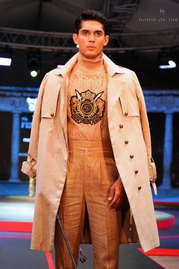 House Of Three Swadeshi Linen Trench Coat 