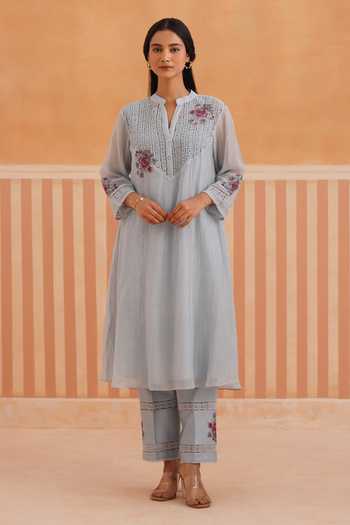 OMI Embroidered Mul Chanderi Kurta & Pant Set 