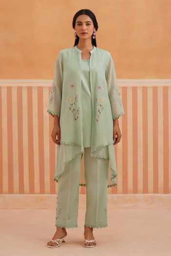 OMI Mul Chanderi Embroidered Jacket Set 