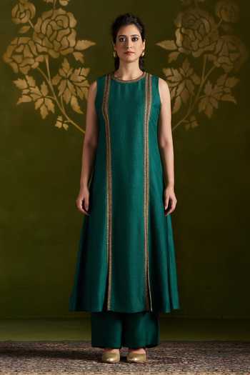 Almaari By Pooja Patel Roshmika Handmade Kurta Set 