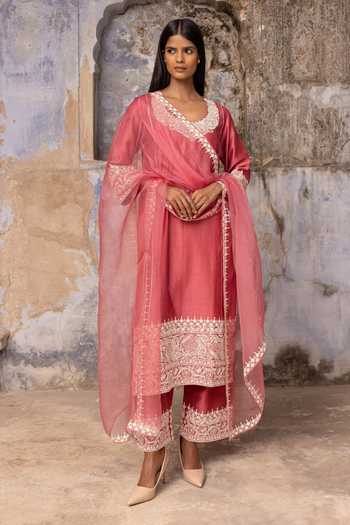 Charu Makkar Meher Silk Chanderi Kurta Set 