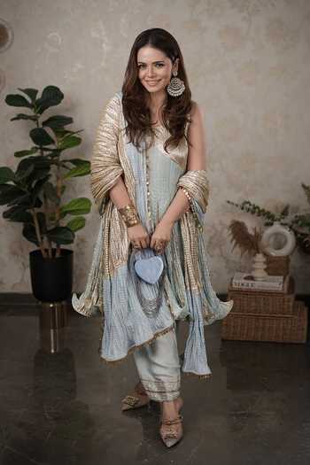 Etasha By Asha Jain Textured Kurta Set 