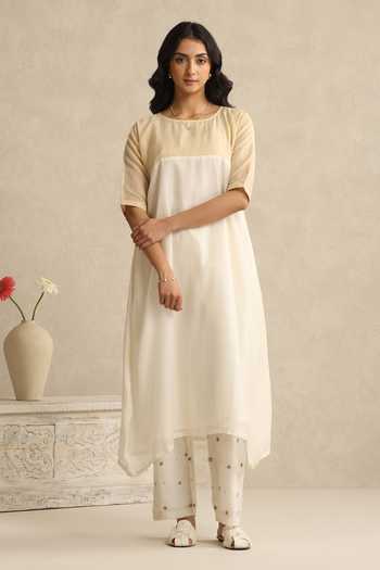Weaver Story Off White Kurta & Embroidered Pant Set 