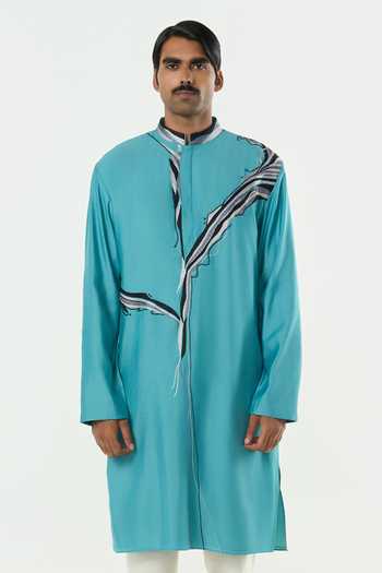 Line Out Line The Abstract Resham Embroidered Kurta 