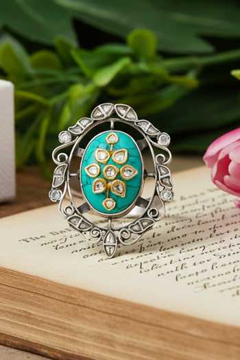 Sangeeta Boochra Handcrafted Kundan Embellished Ring 