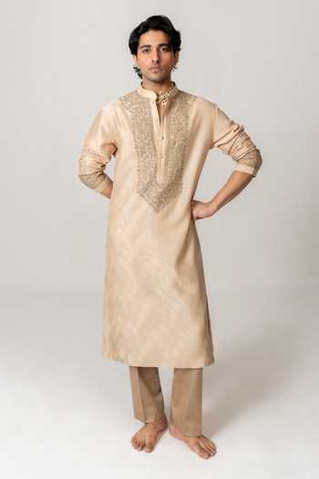 Wabi Sabi By Anshum-Ritesh Dyed Orchard Crest Embroidered Kurta With Pant